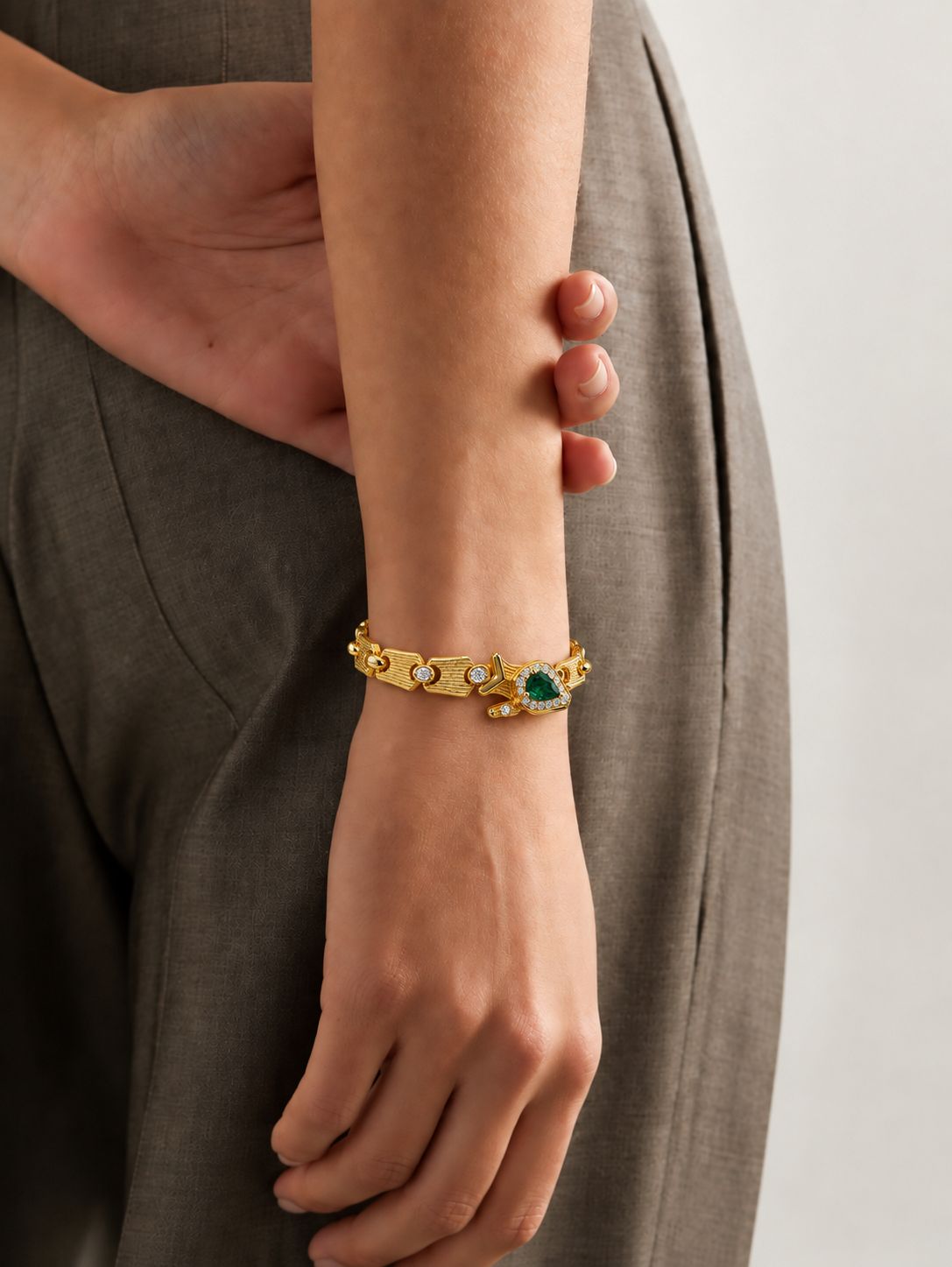 BRACELETS jewelry